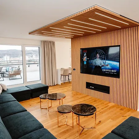 Albelli Luxury Skyview קושיצה