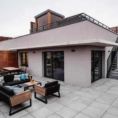 Albelli Luxury Skyview *